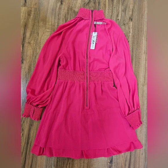 💖HOST PICK💖NEWAlice+Olivia Stacey Bendet Lavinia Smocked Crepe de Chine Dress - Picture 4 of 13